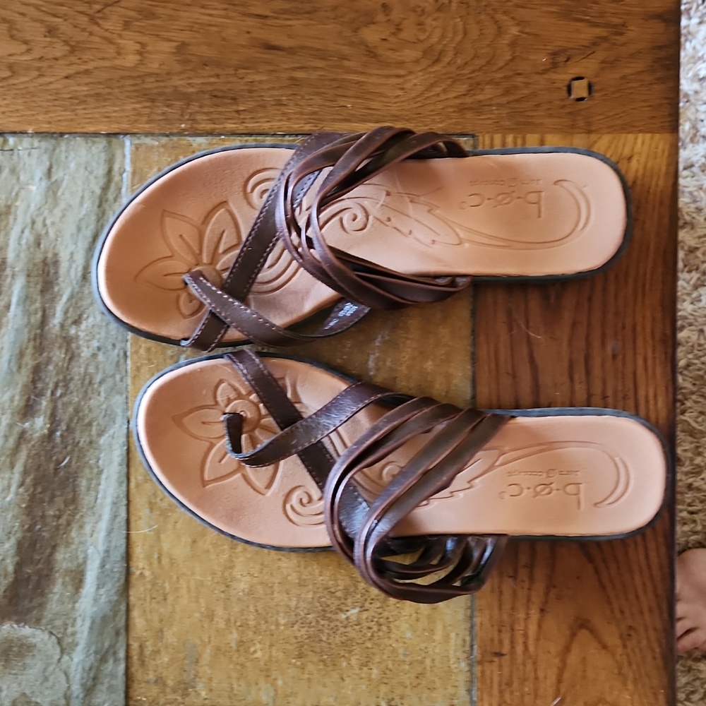 Brand new Boc women's sandals